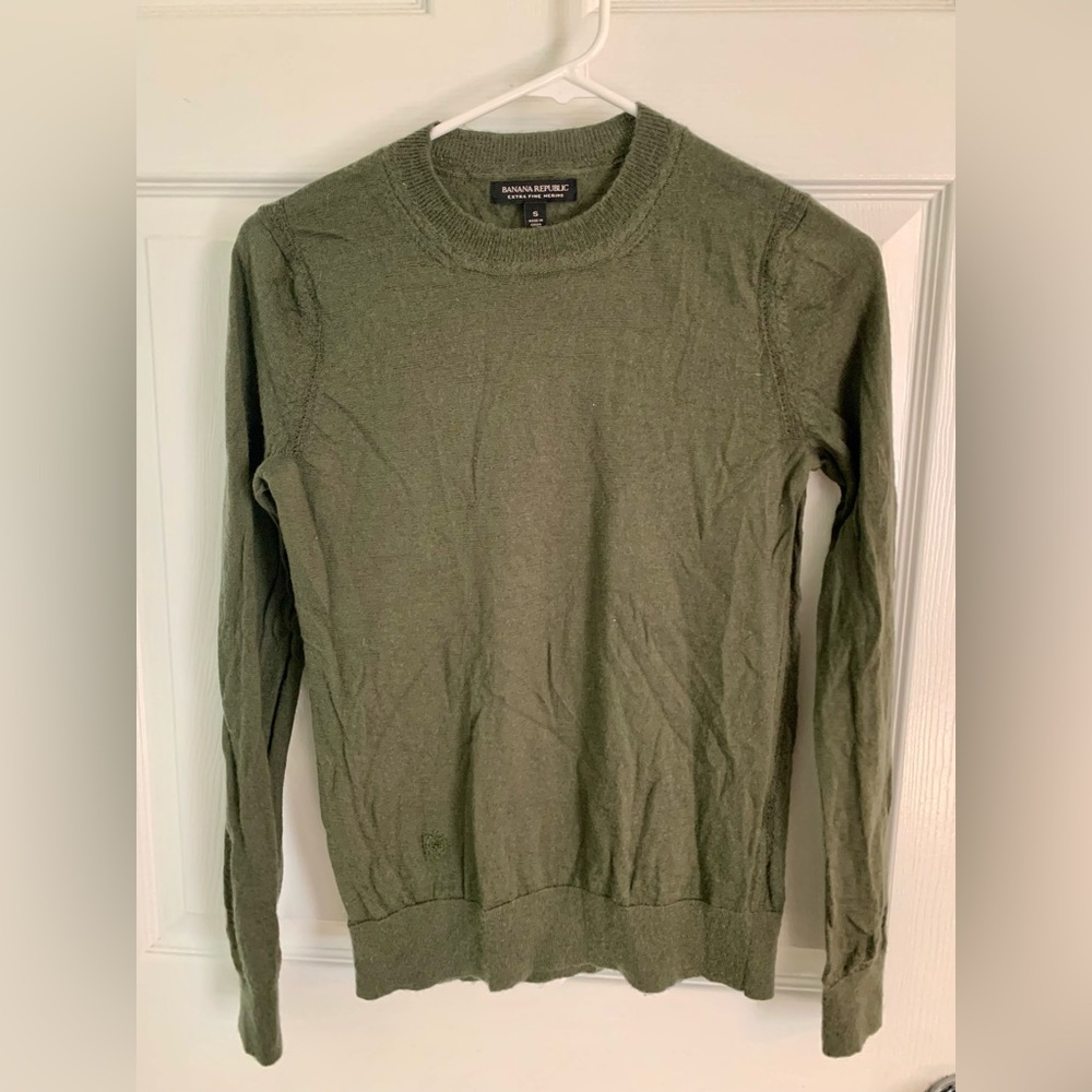 Green merino sweater - very soft!